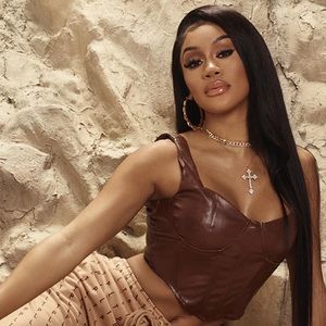 Brown Corset x Saweetie
